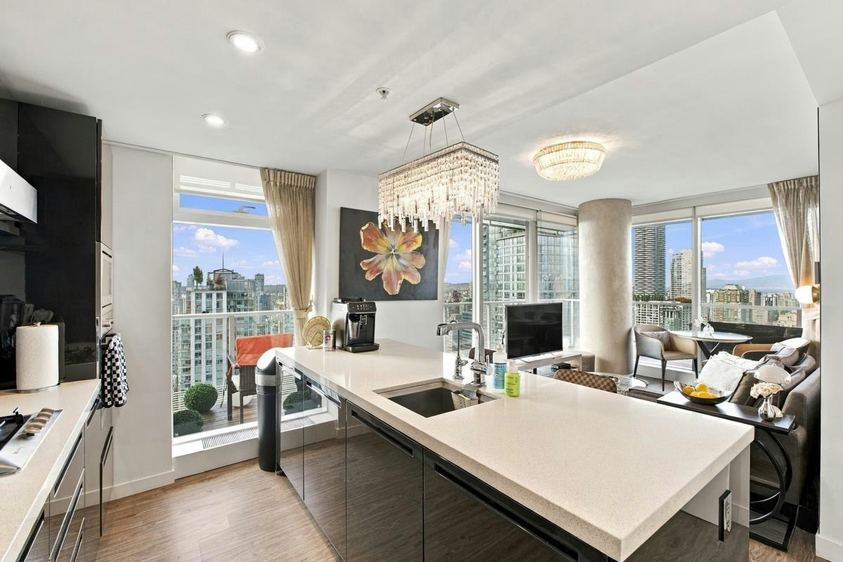 3601-777 Richards Street, Vancouver, BC, V6B 0M6