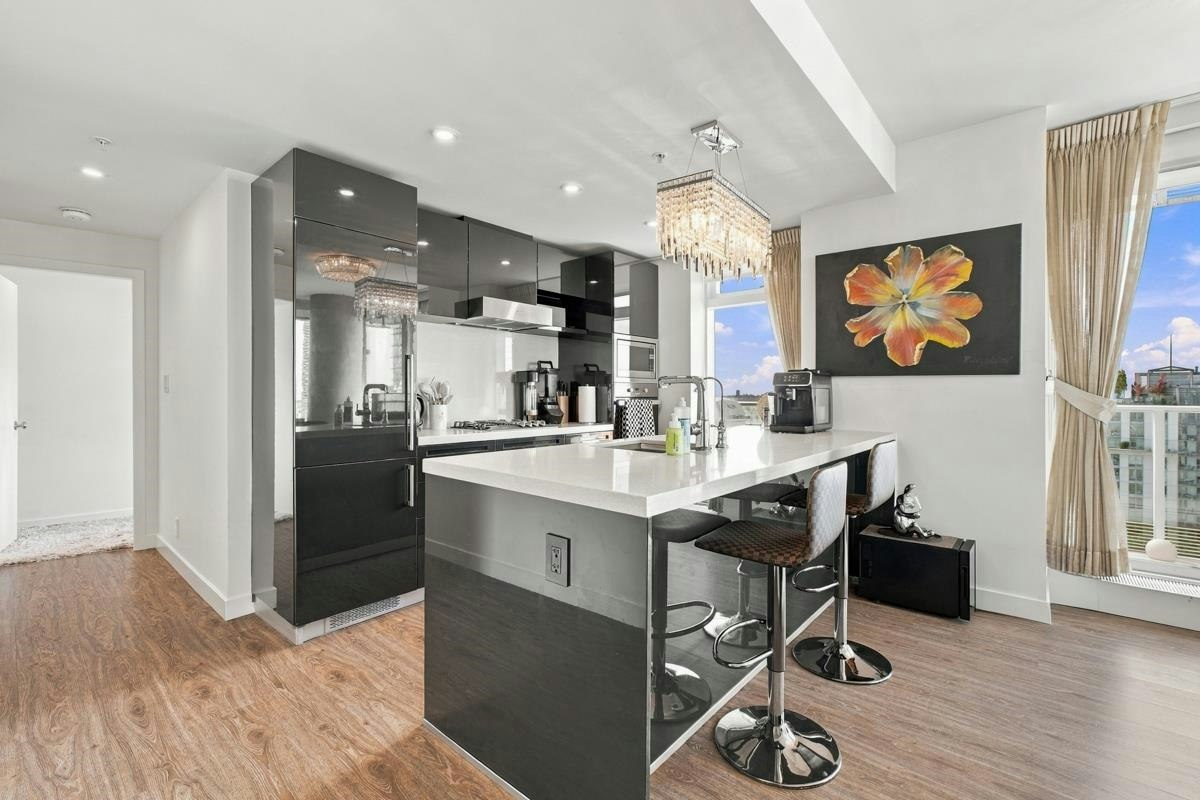 3601-777 Richards Street, Vancouver, BC, V6B 0M6 - 3