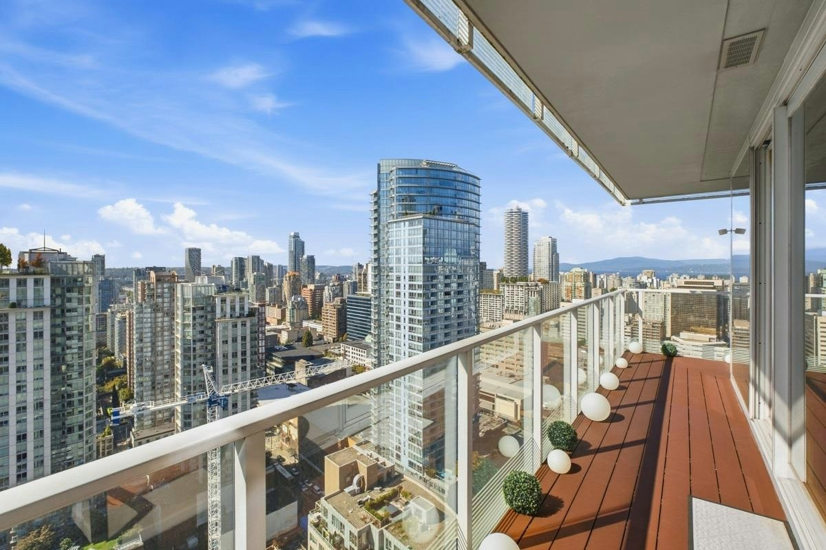 3601-777 Richards Street, Vancouver, BC, V6B 0M6 - 11