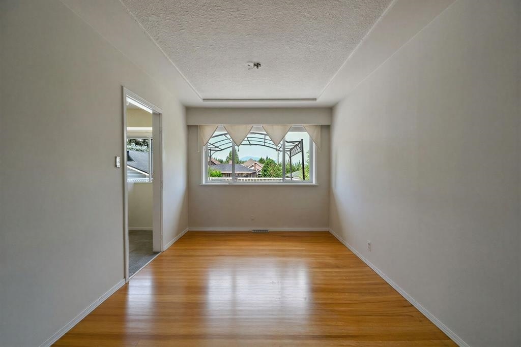 14677 111 Avenue, Surrey, BC, V3R 2C2 - 10