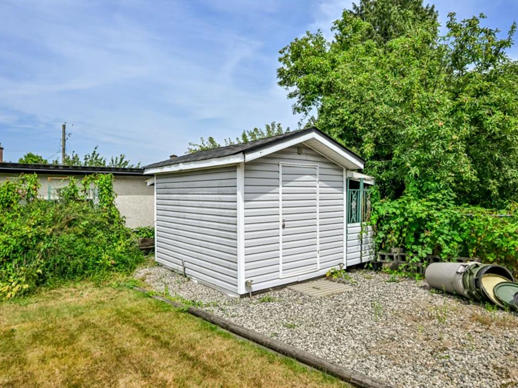 14677 111 Avenue, Surrey, BC, V3R 2C2 - 24