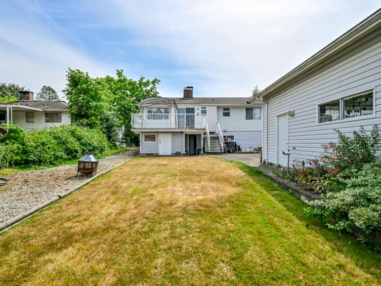 14677 111 Avenue, Surrey, BC, V3R 2C2 - 21