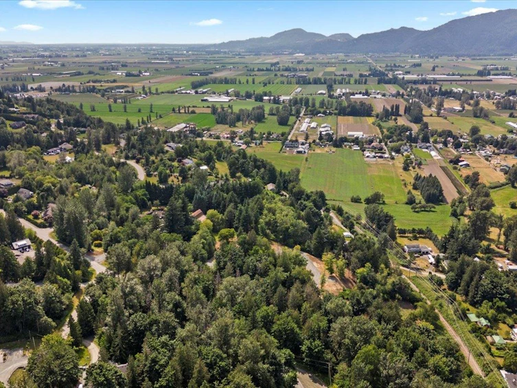 42215 Majuba Hill Road, Chilliwack, BC, V2R 5H2 - 17