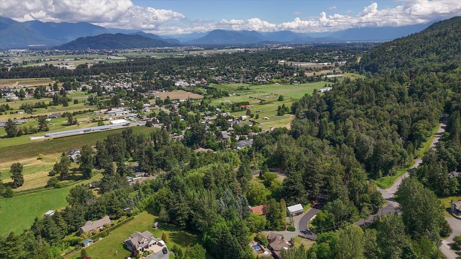 42215 Majuba Hill Road, Chilliwack, BC, V2R 5H2 - 25