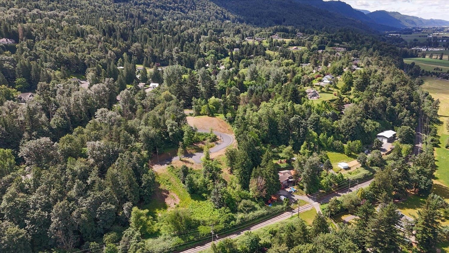 42215 Majuba Hill Road, Chilliwack, BC, V2R 5H2 - 30