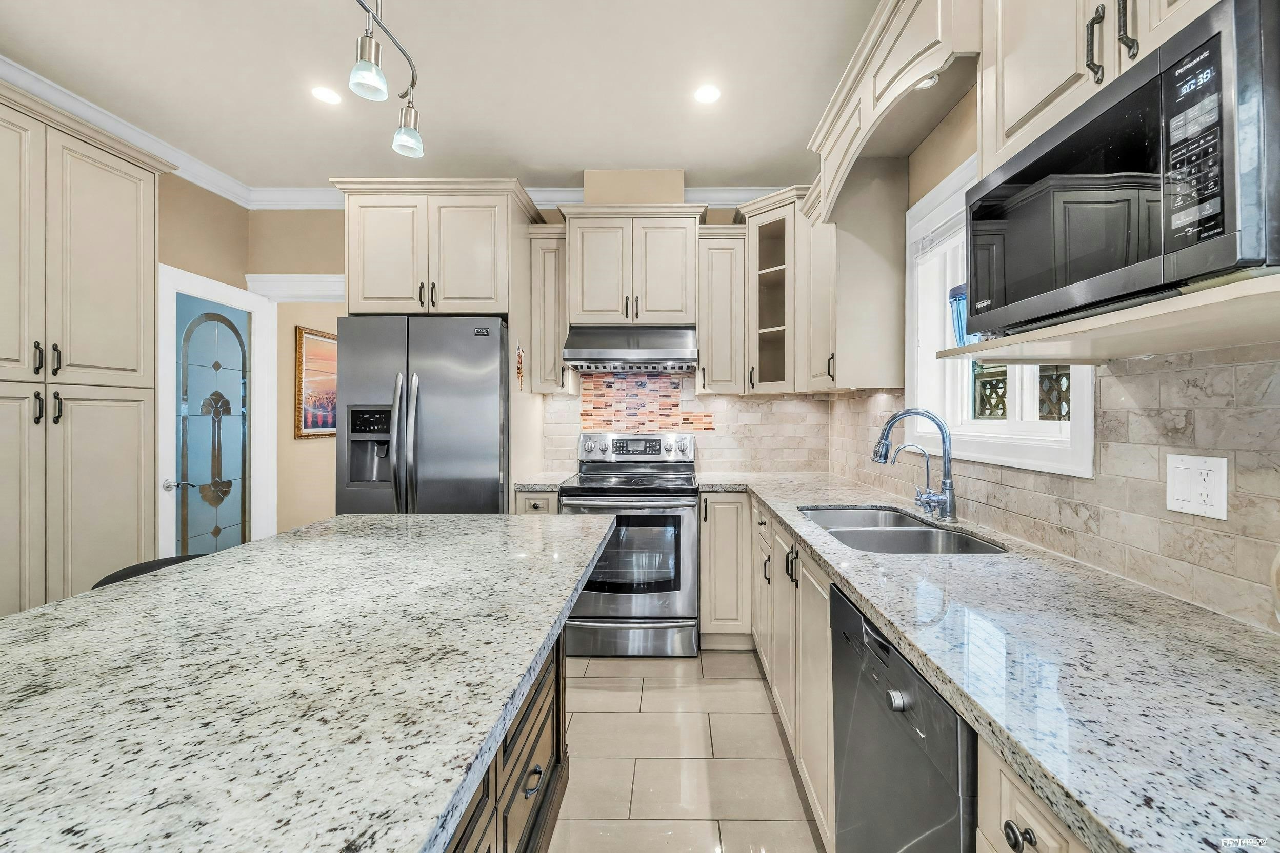8480 Francis Road, Richmond, BC, V6Y 1A6 - 12