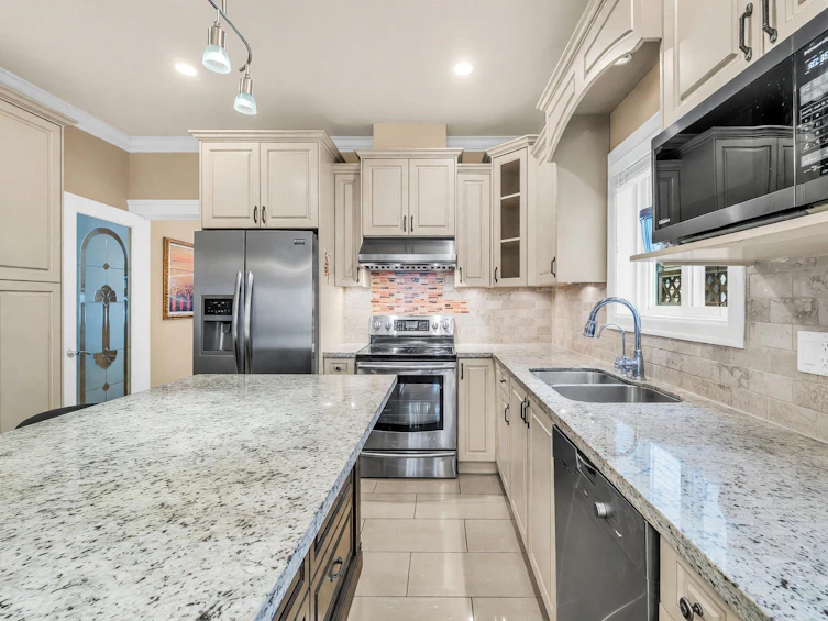 8480 Francis Road, Richmond, BC, V6Y 1A6 - 12
