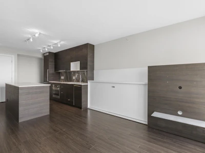 1912-13398 104 Avenue - 4