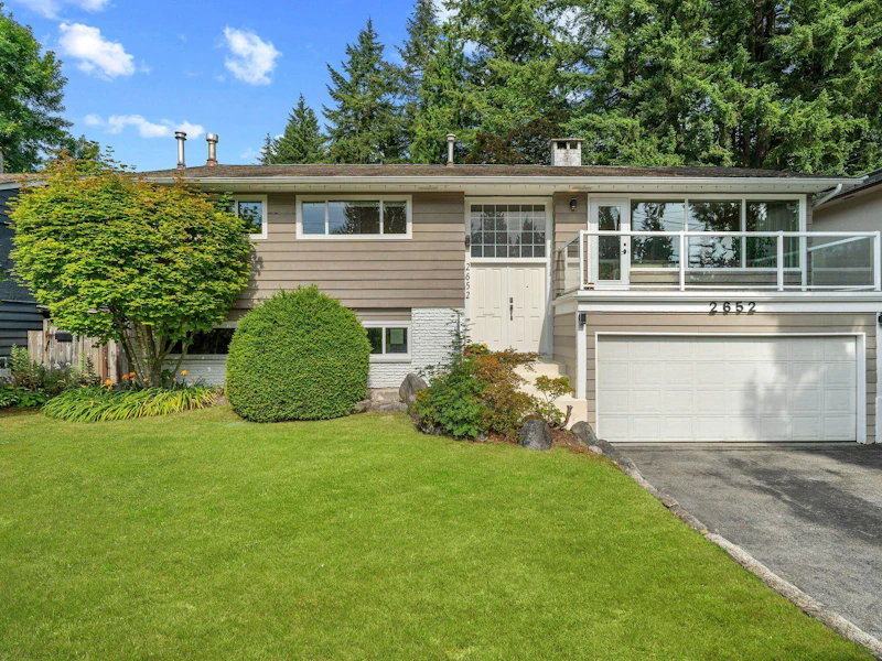 2652 Hoskins Road, North Vancouver BC V7J 3A3