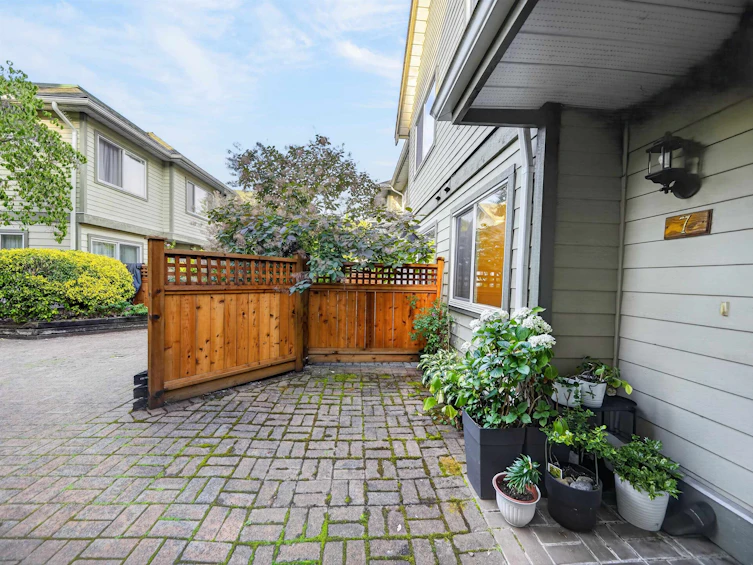7-828 W 16th Street, North Vancouver, BC, V7P 1R3 - 26