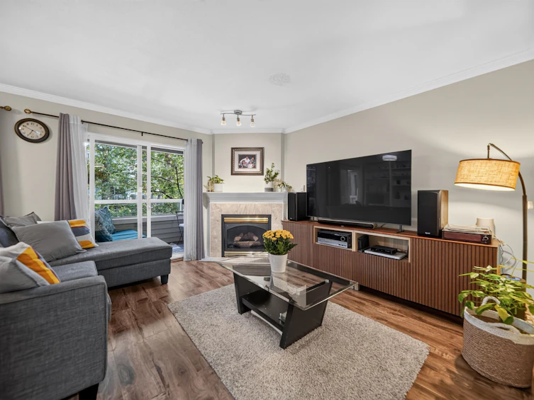 7-828 W 16th Street, North Vancouver, BC, V7P 1R3