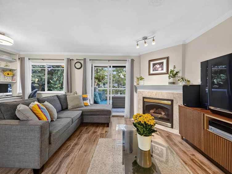 7-828 W 16th Street, North Vancouver, BC, V7P 1R3 - 2