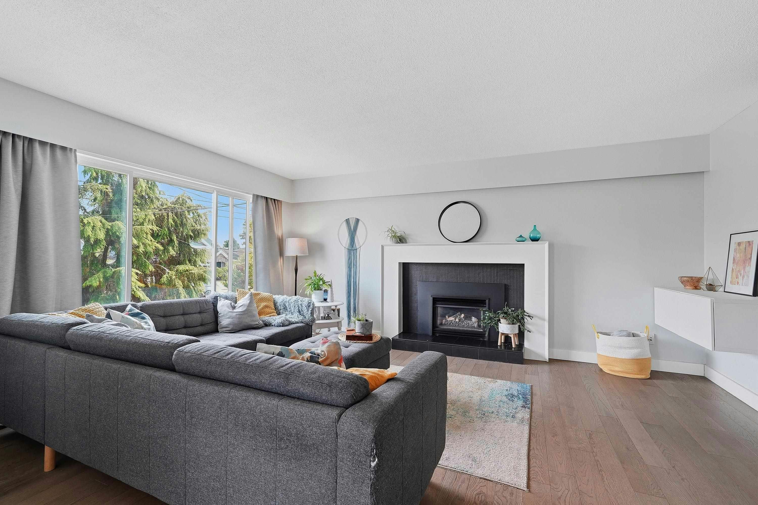 5351 Crescent Drive, Delta, BC, V4K 2E2 - 3