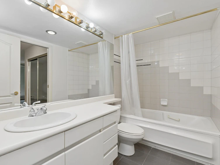 308-1327 E Keith Road, North Vancouver, BC, V7J 3T5 - 19