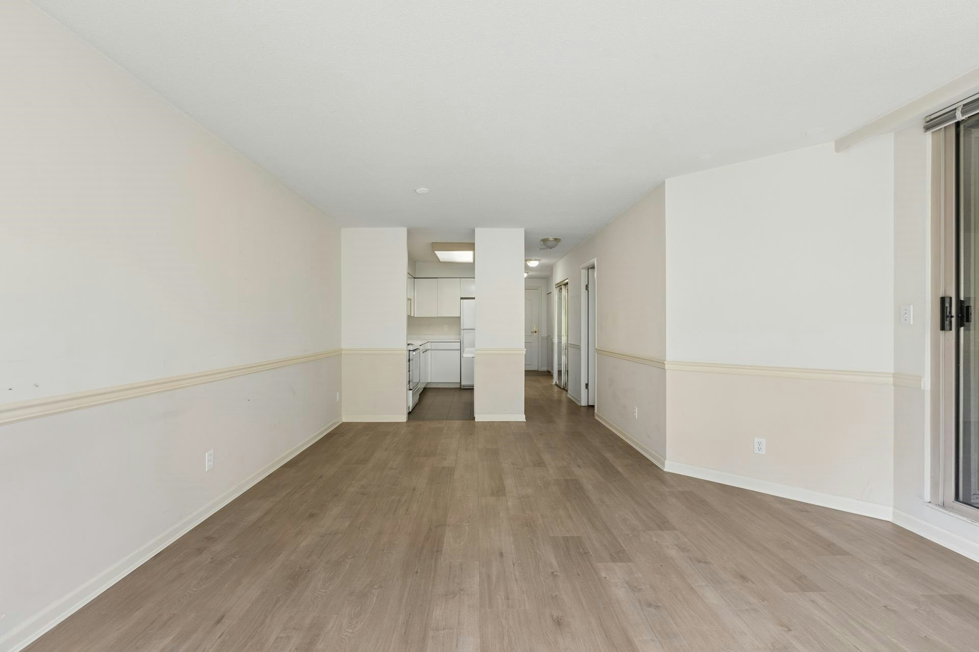308-1327 E Keith Road, North Vancouver, BC, V7J 3T5 - 9