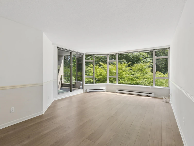 308-1327 E Keith Road, North Vancouver, BC, V7J 3T5 - 3