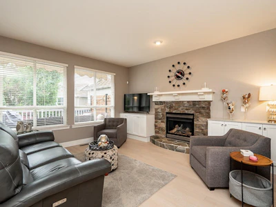 72-15288 36 Avenue - 4