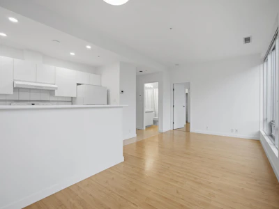 1110-989 Nelson Street - 4