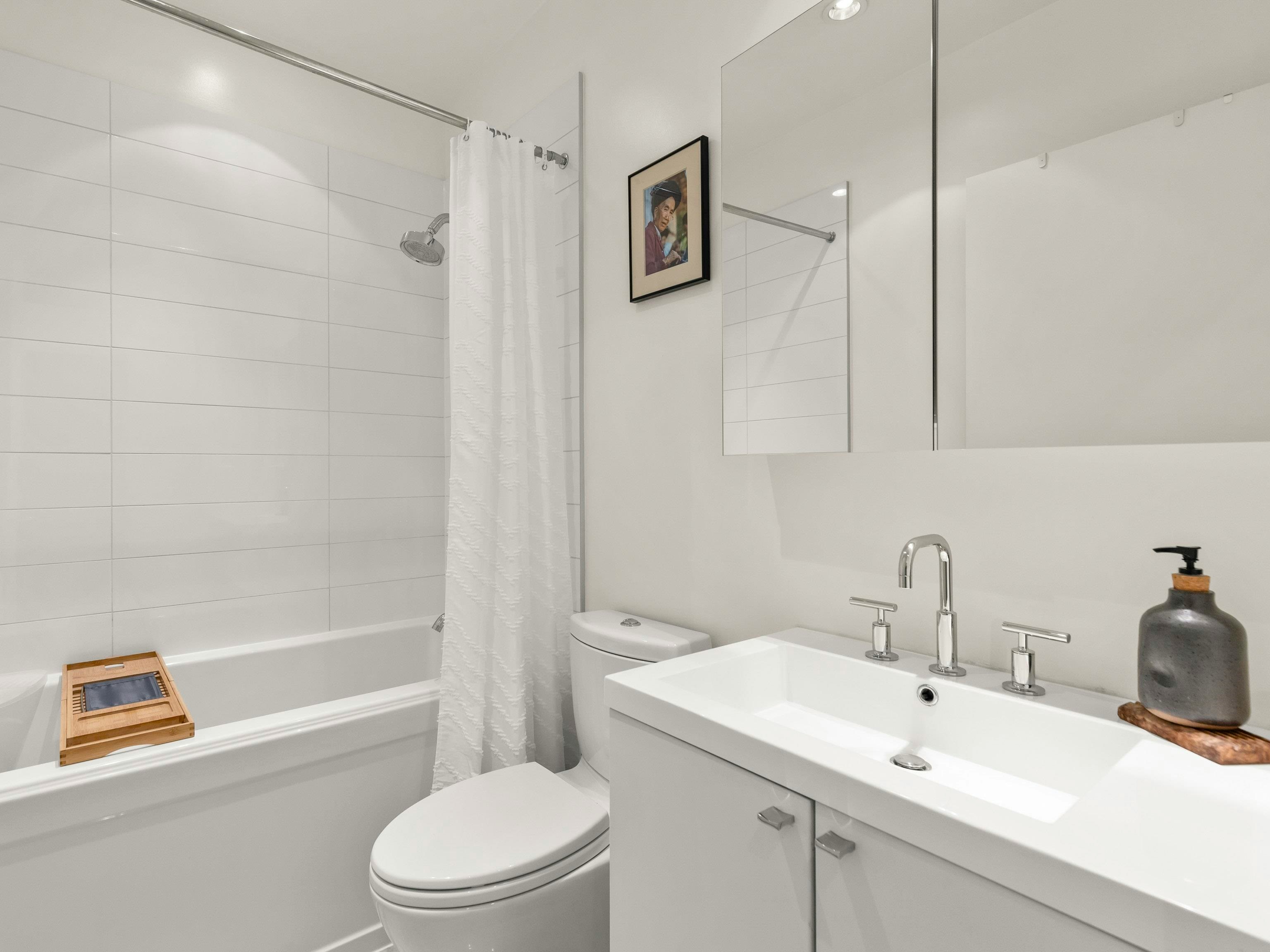 401-4355 W 10th Avenue, Vancouver, BC, V6R 2H6 - 36