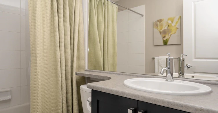 3355 Devonshire Avenue, Coquitlam, BC, V3E 3H2 - 18