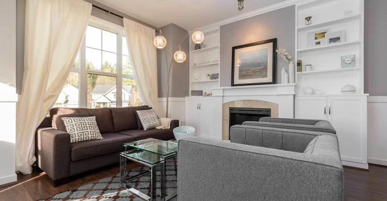 3355 Devonshire Avenue, Coquitlam, BC, V3E 3H2 - 3
