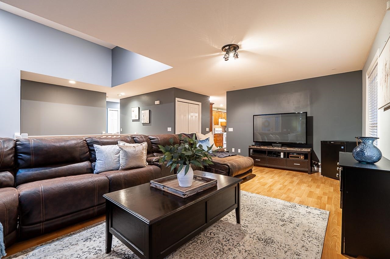 26880 25a Avenue, Langley, BC, V4W 4A2 - 13