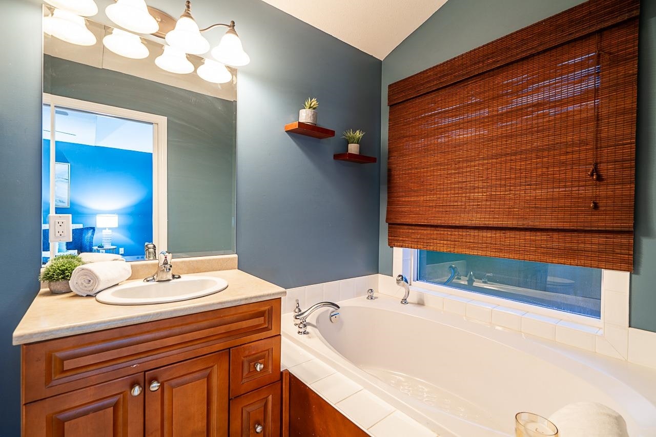 26880 25a Avenue, Langley, BC, V4W 4A2 - 18