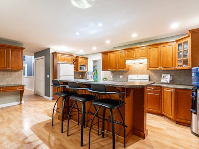26880 25a Avenue - 5