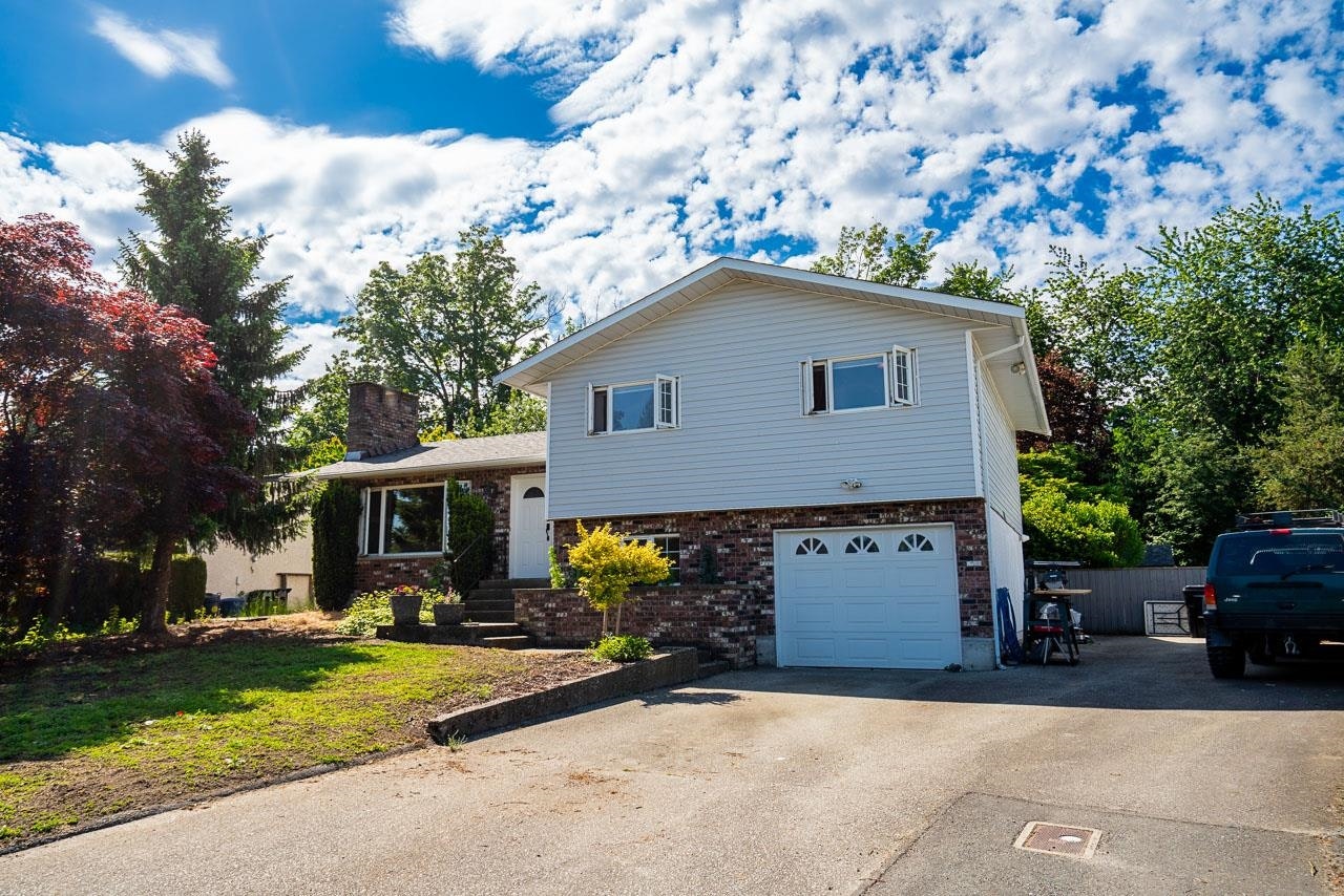 46070 Roy Avenue - 5