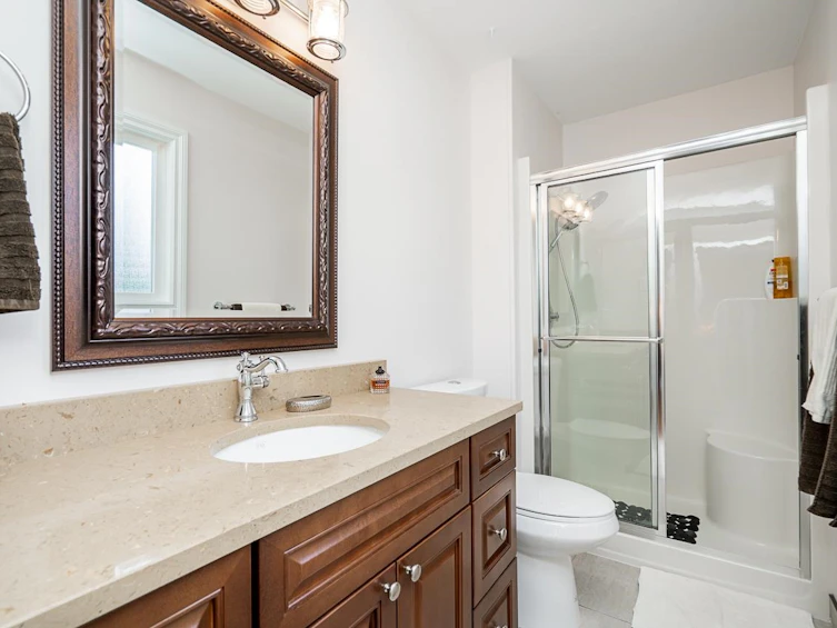 46070 Roy Avenue, Chilliwack, BC, V2R 2C2 - 28