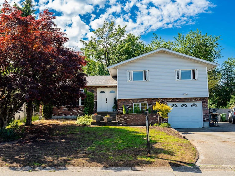 46070 Roy Avenue, Chilliwack, BC, V2R 2C2 - 3