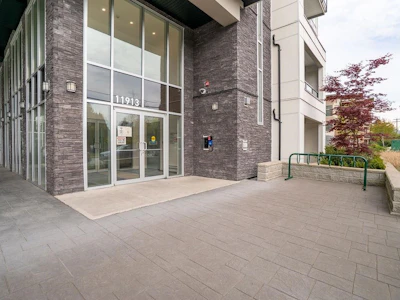 208-11913 Burnett Street - 4