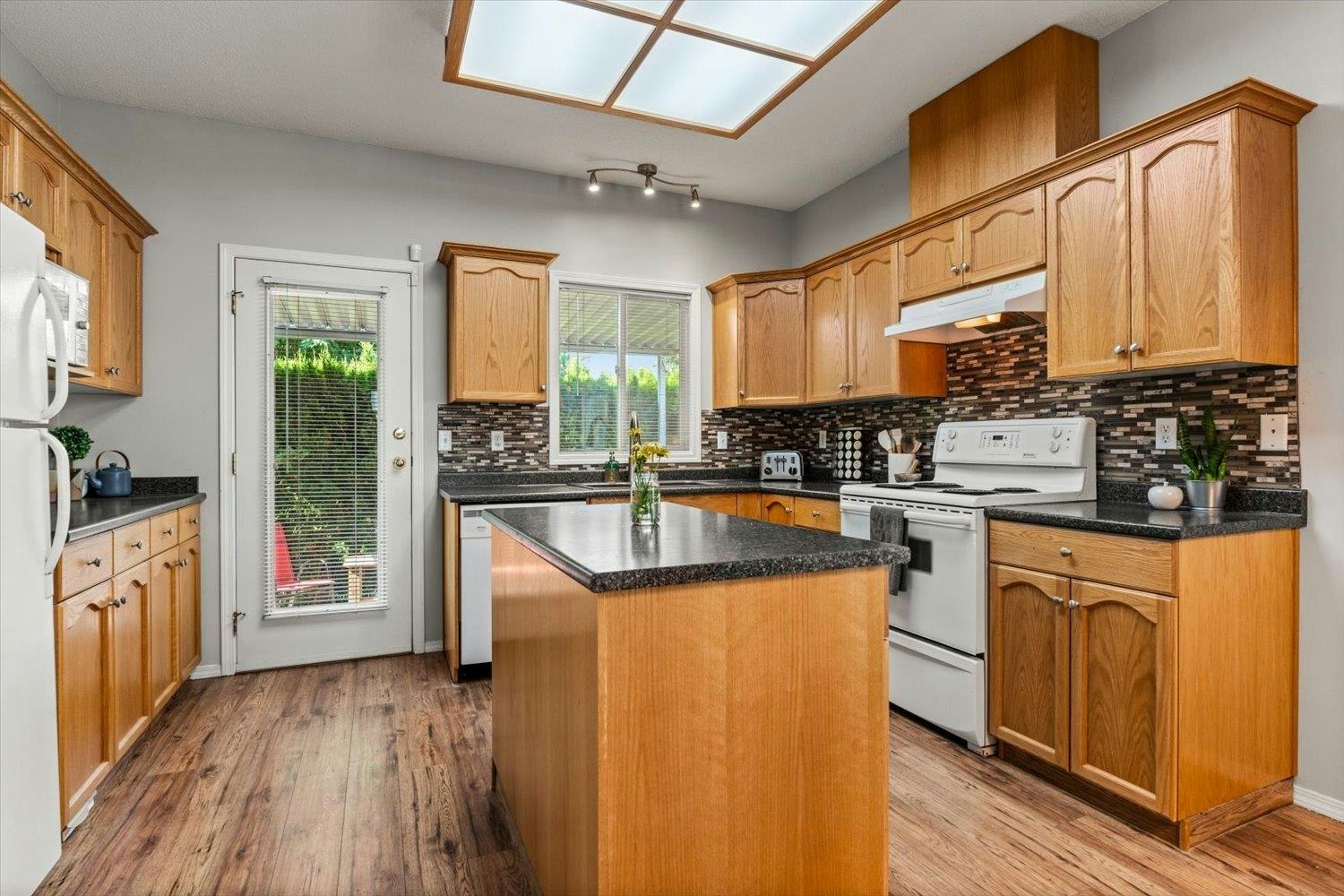 85-46360 Valleyview Road, Chilliwack, BC, V2R 5L7 - 10