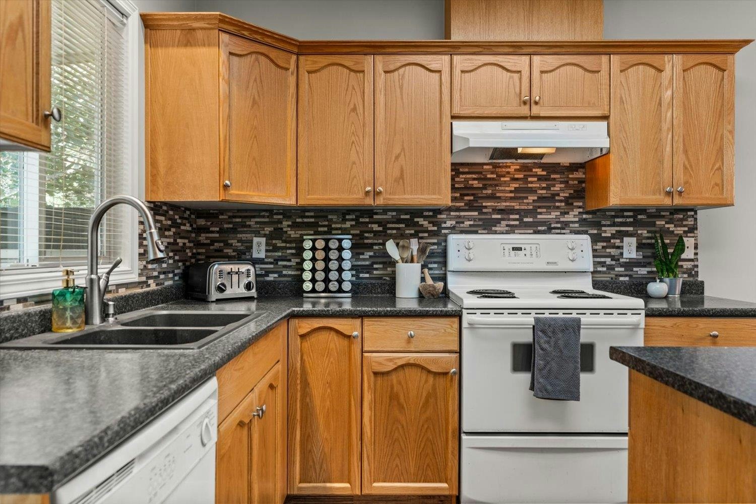 85-46360 Valleyview Road, Chilliwack, BC, V2R 5L7 - 13