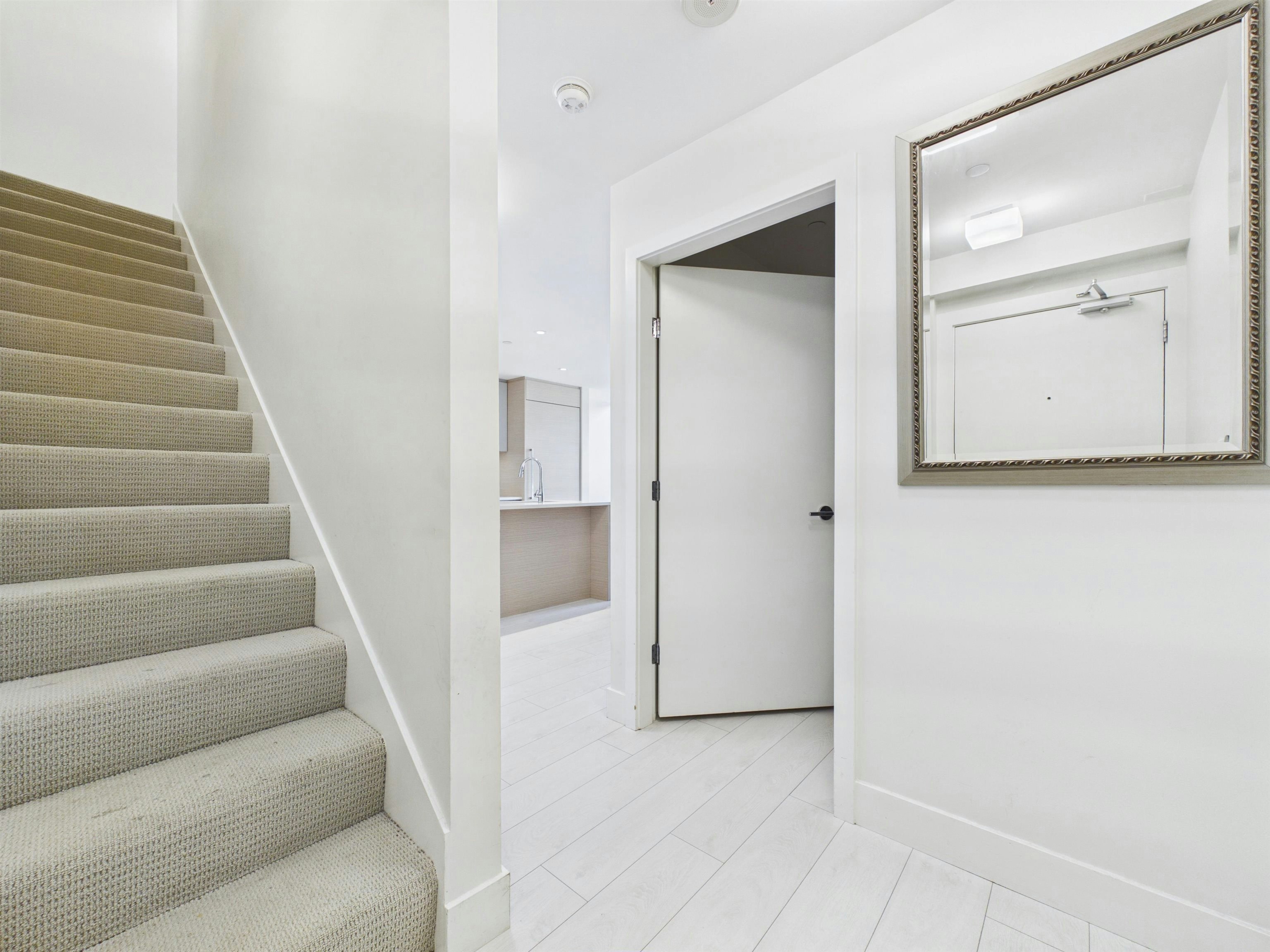 3544 Sawmill Crescent, Vancouver, BC, V5S 0J8 - 13