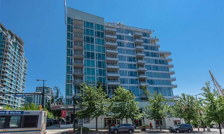 1003-133 E Esplanade