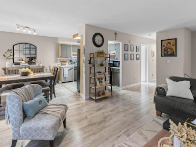 17-2998 Mouat Drive - 5