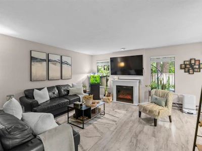 17-2998 Mouat Drive - 4
