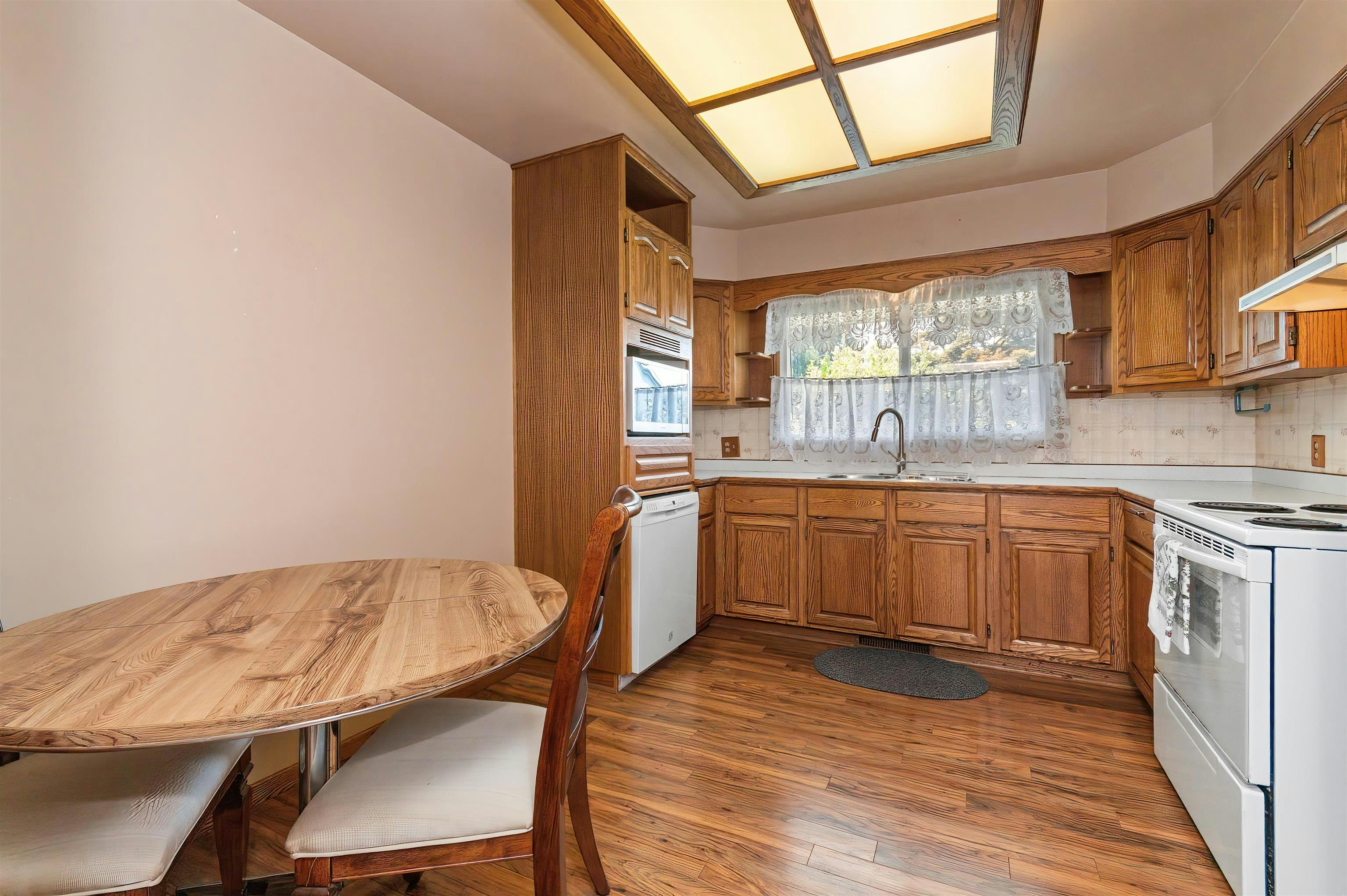 46439 Strathcona Road, Chilliwack, BC, V2P 3T1 - 13