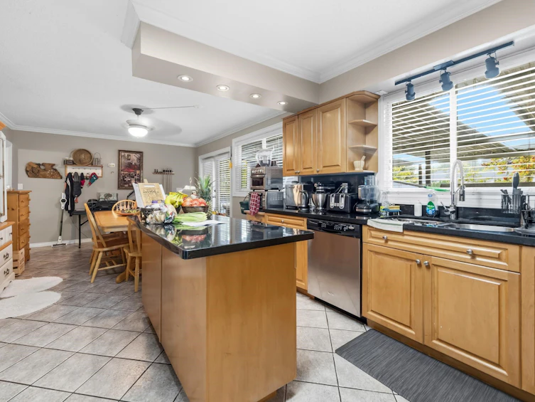 15797 92 Avenue, Surrey, BC, V4N 3C3 - 10