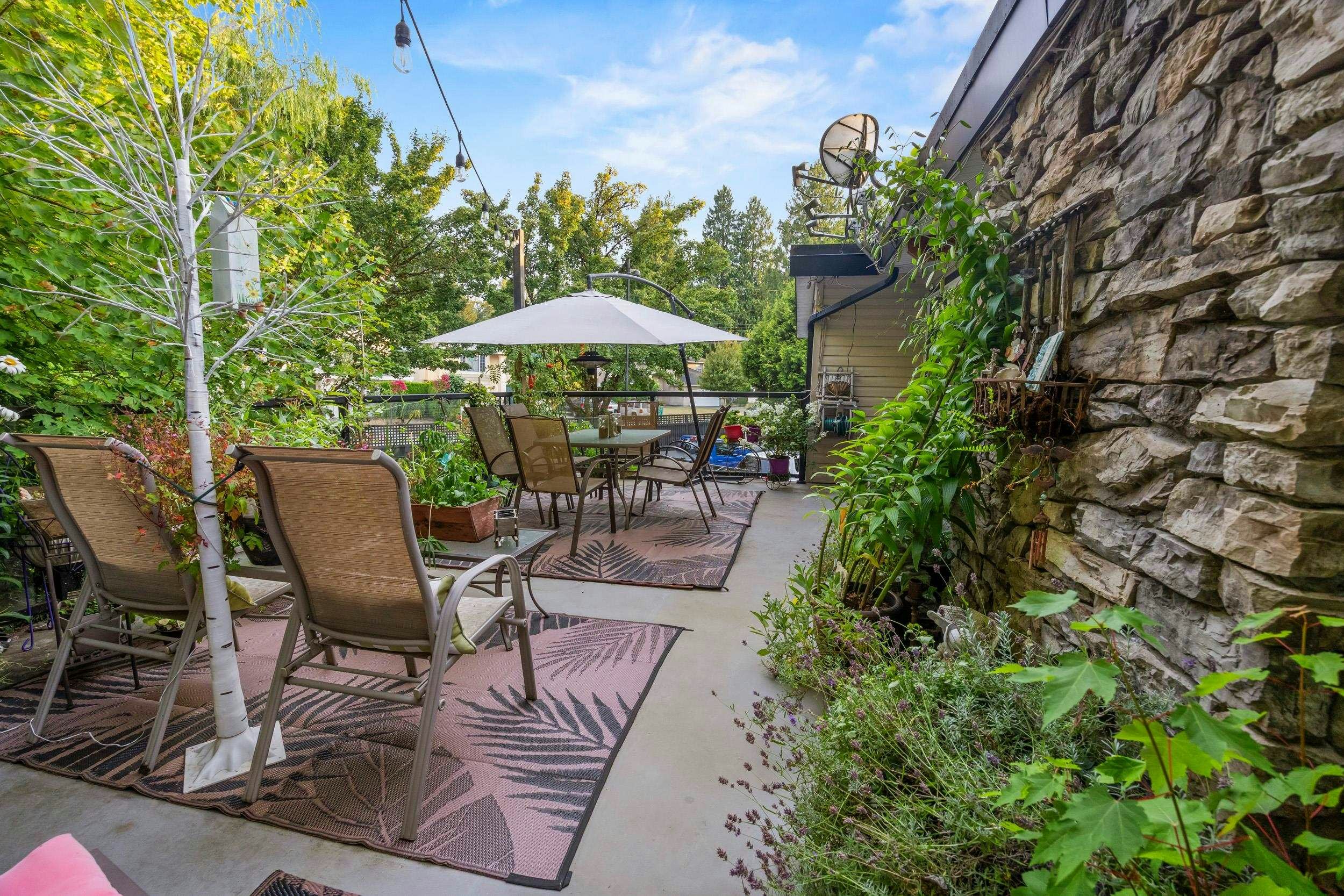 15797 92 Avenue, Surrey, BC, V4N 3C3 - 15
