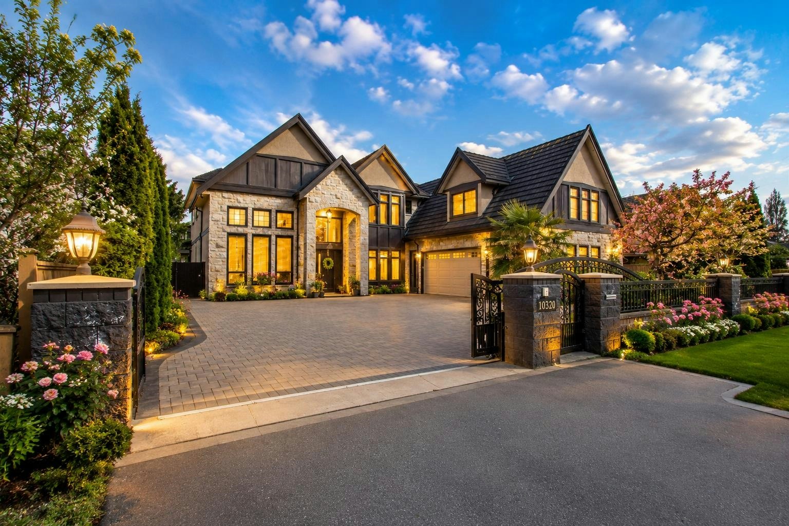 10320 Dennis Crescent, Richmond, BC, V7A 3R8 - 2