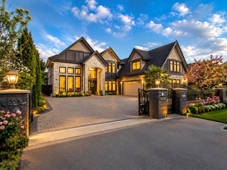 10320 Dennis Crescent, Richmond, BC, V7A 3R8 - 2