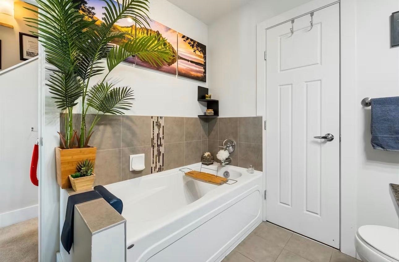 44-15833 26 Avenue, Surrey, BC, V3Z 2X5 - 15