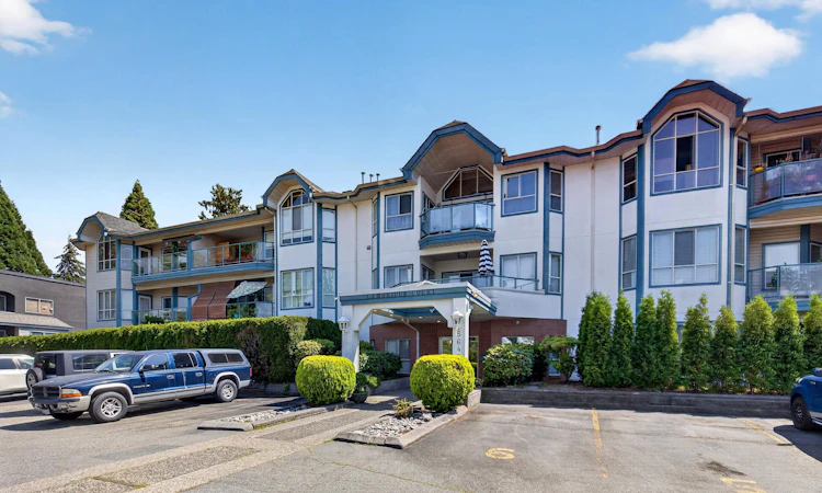 408-5646 200 Street