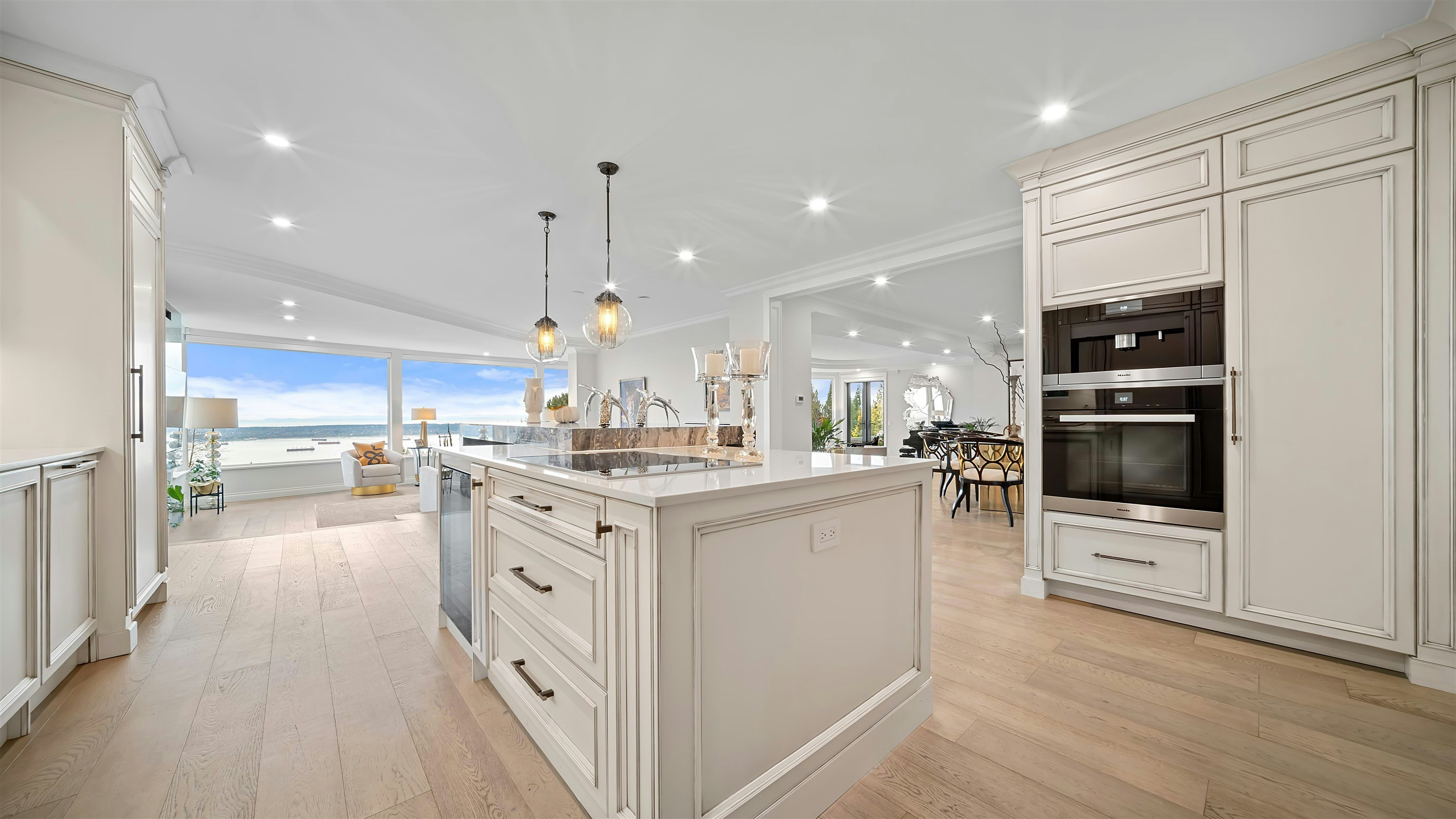 1439 Chippendale Road, West Vancouver, BC, V7S 2N7 - 12