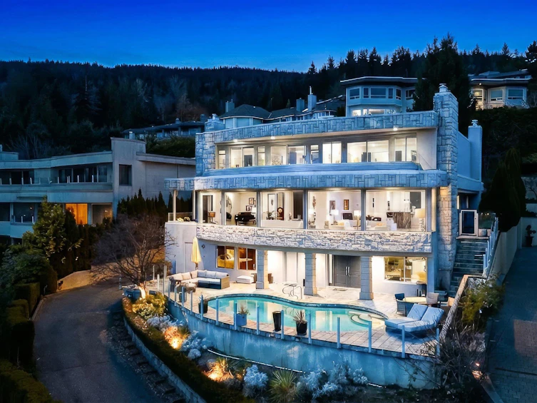 1439 Chippendale Road, West Vancouver, BC, V7S 2N7