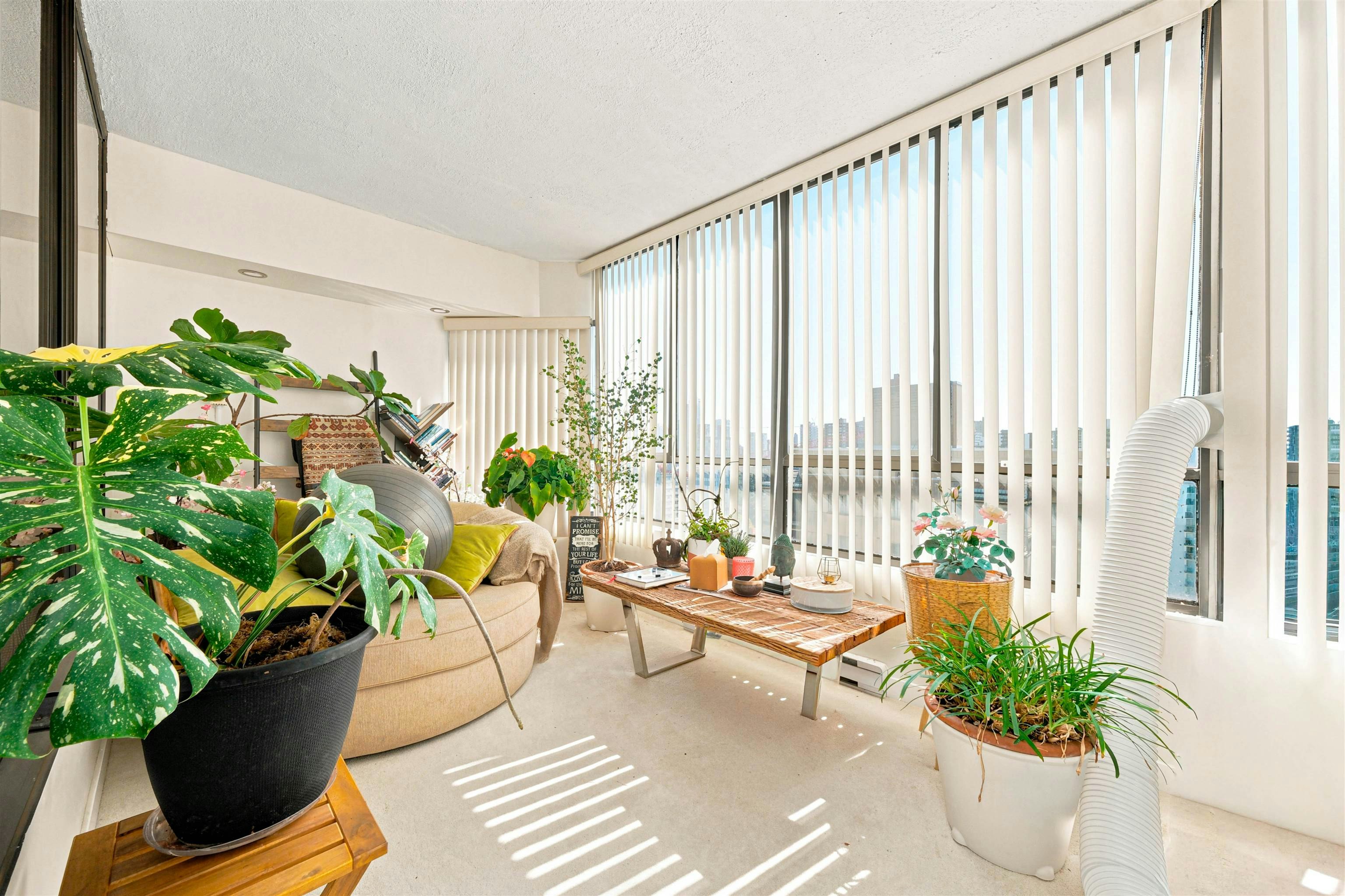 1601-738 Broughton Street, Vancouver, BC, V6G 3A7 - 16