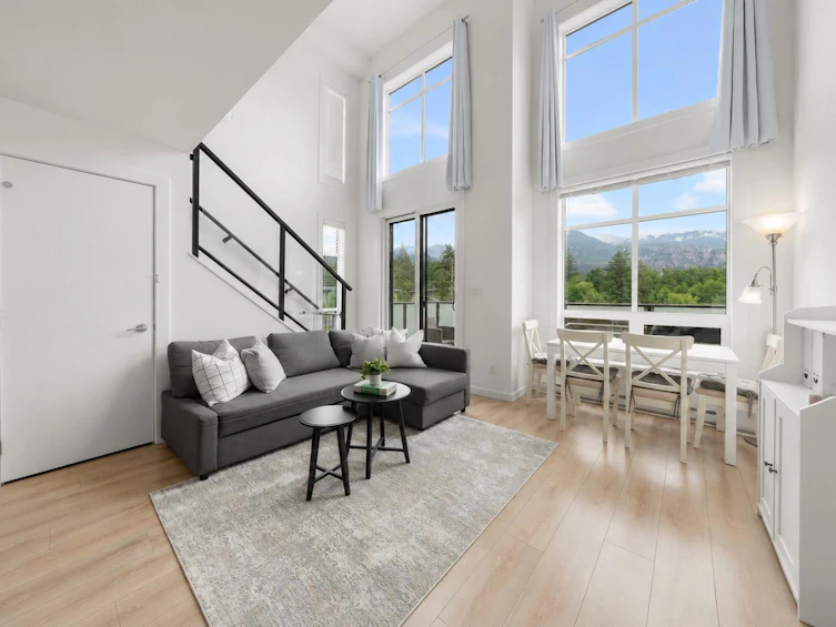 206-39767 Government Road, Squamish, BC, V8B 0Z1 - 2
