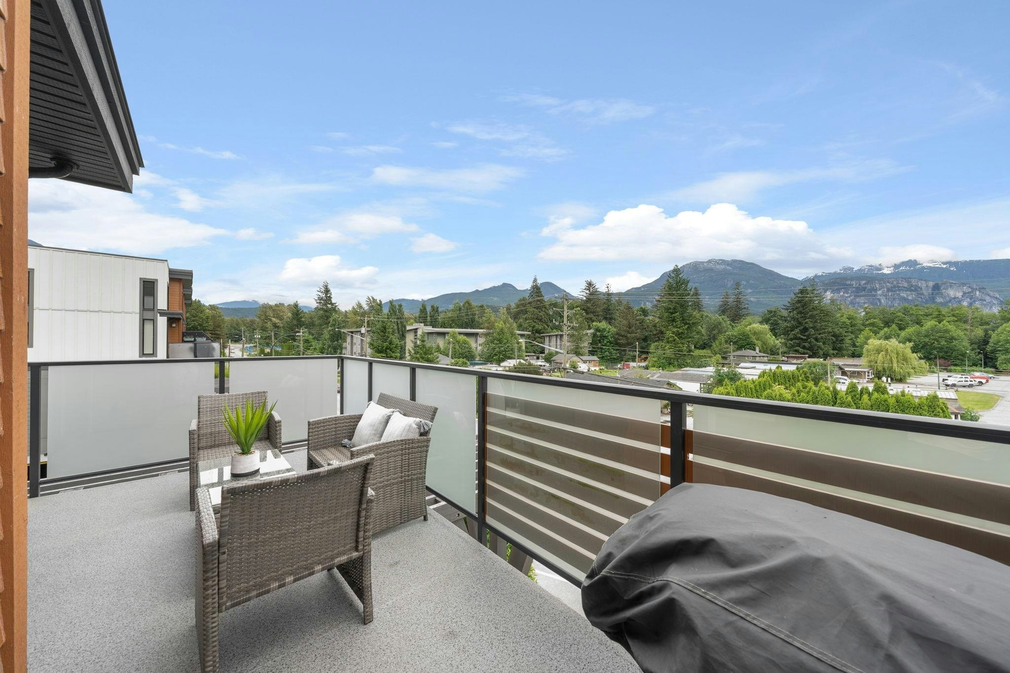 206-39767 Government Road, Squamish, BC, V8B 0Z1 - 10